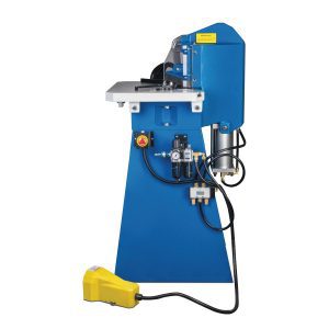 Encocheuse pneumatique Metallkraft AKM 130-3 P